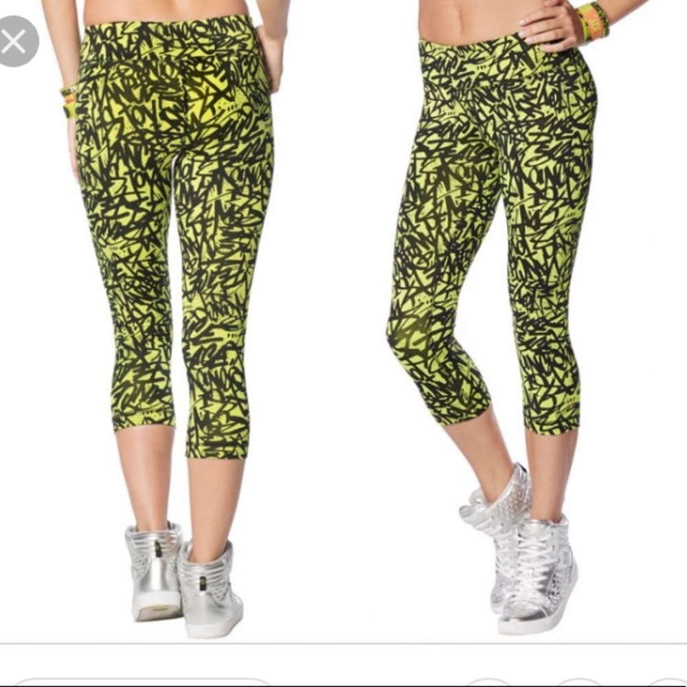 Zumba Funked Up Perfect Capri Leggings -Small